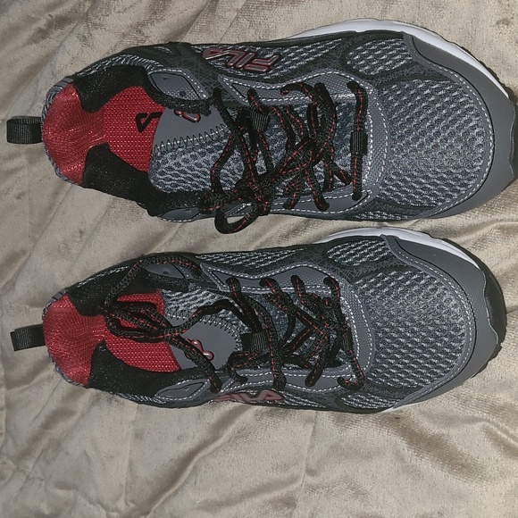 New Fila Windshift 15 size 8 - Picture 1 of 7